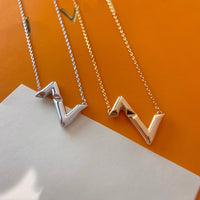 [Plus Jewelry]VOLTE UPSIDE DOWN NECKLACE