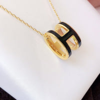 [Plus Jewelry]HM CLIC BLACK ENAMEL GOLD NECKLACE